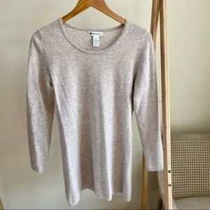 Longline Crewneck Sweater in Heathered Beige - M